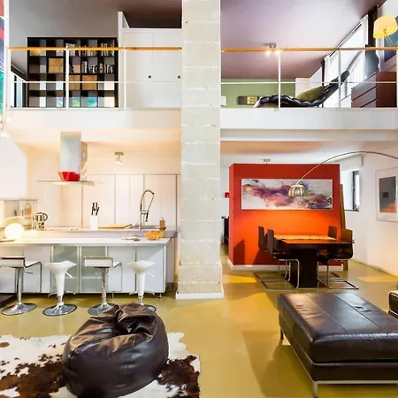 Apartment Artqhost Jerez Huge Loft & Free Parking Jerez de la Frontera