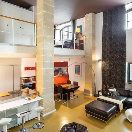 Artqhost Jerez Huge Loft & Free Parking Apartment Jerez de la Frontera